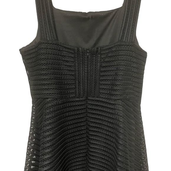 Gracia Black Textured Fit and Flare Knee Length Sleeveless Dress Women's Large - Picture 7 of 10